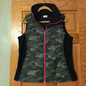 Columbia quilted and fleece vest